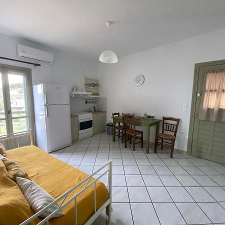 Amnia Appartement Agios Romanos Buitenkant foto