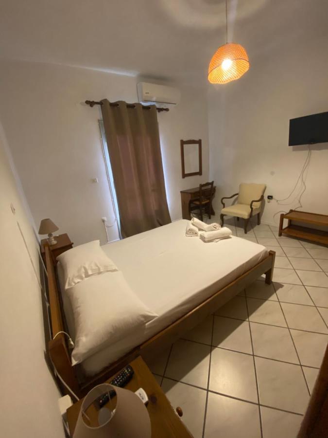 Amnia Appartement Agios Romanos Buitenkant foto